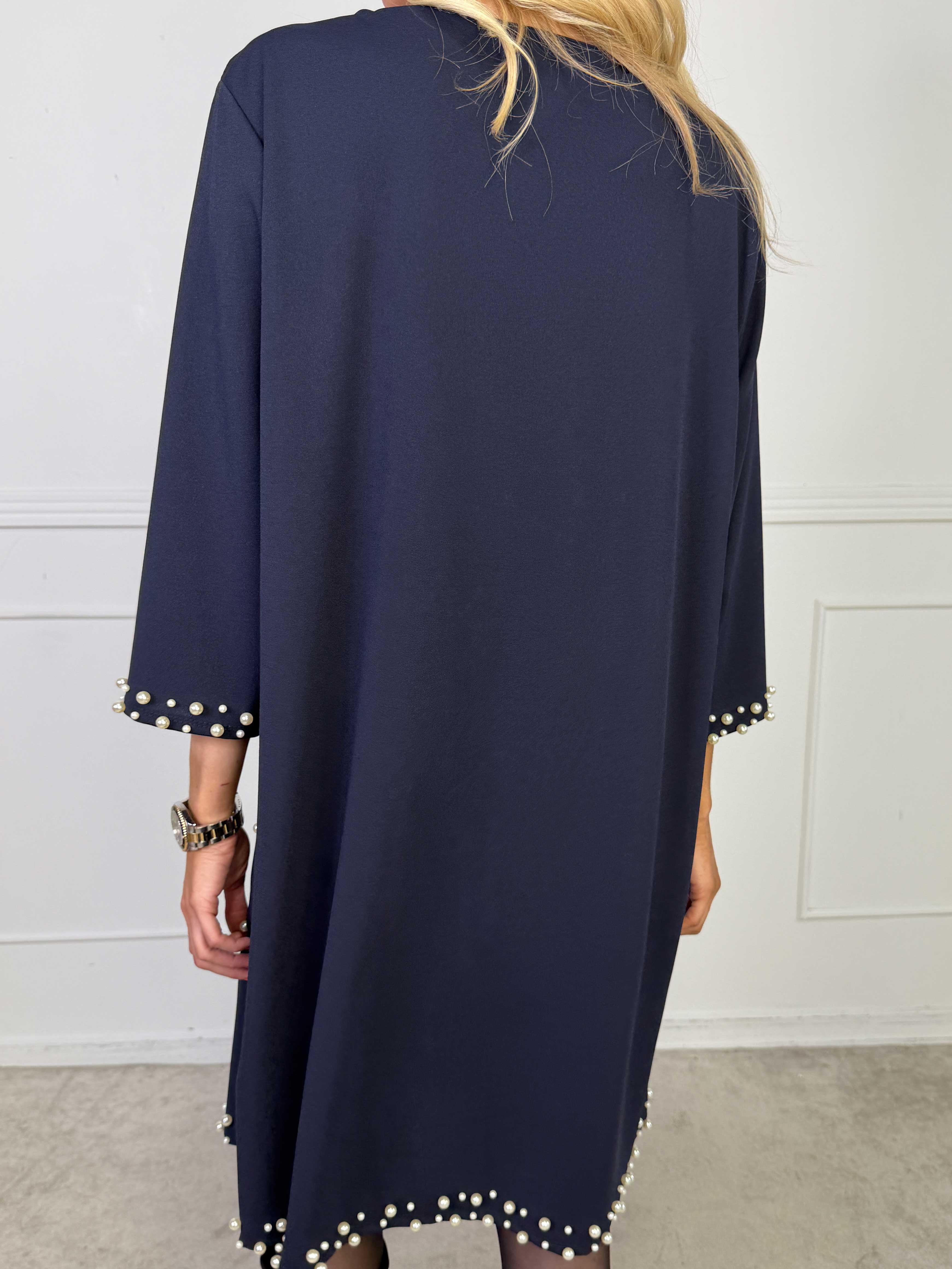 Obi - Klassisk kjole med fine perler